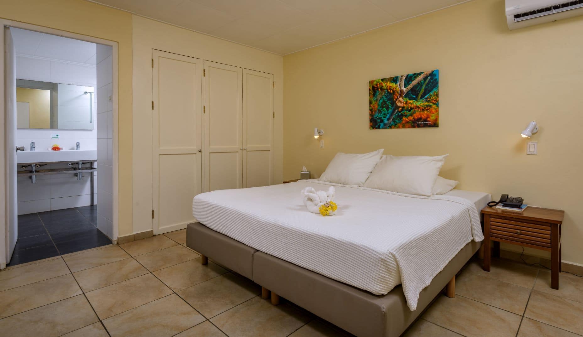 Studio-bedroom-small