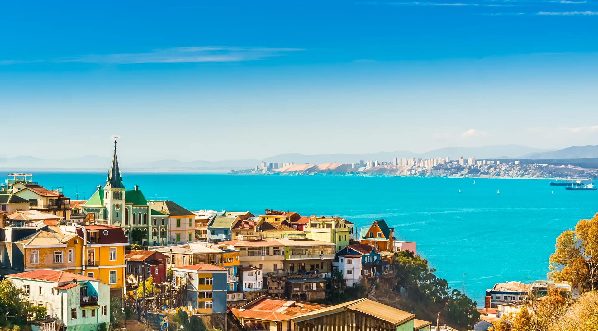 View,On,Cityscape,Of,Historical,City,Valparaiso