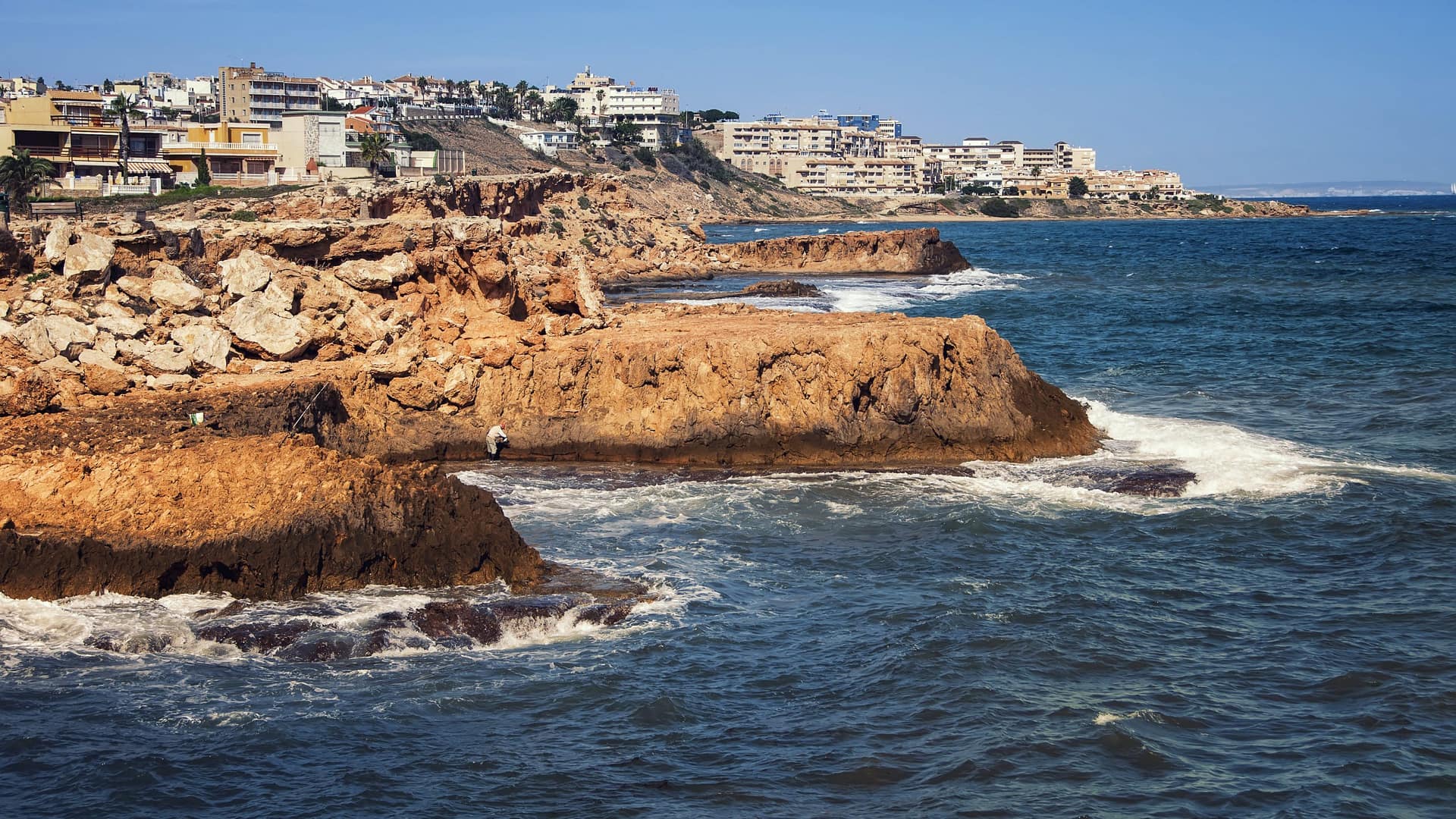 Coastline,Of,Popular,Mediterranean,Summer,Resort,Torrevieja,In,Alicante,,Spain