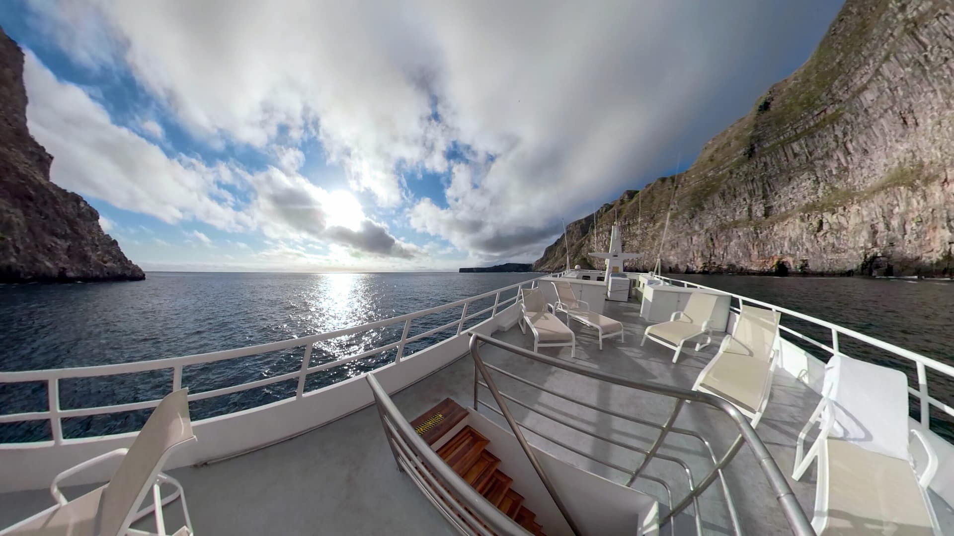 Aqua_sundeck1