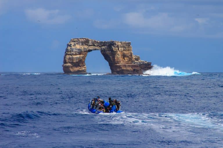 aqua-diving3-768x512